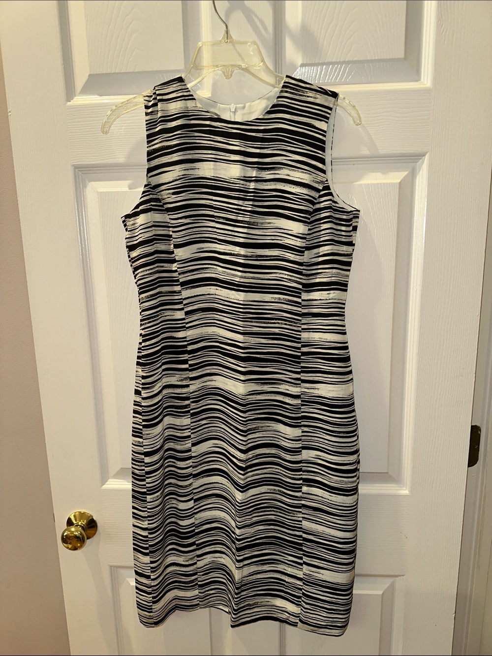 Liz Claiborne Sleeveless Black and White Striped Sheath Dress